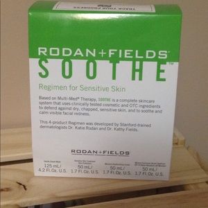 Rodan + Fields Soothe Regimem